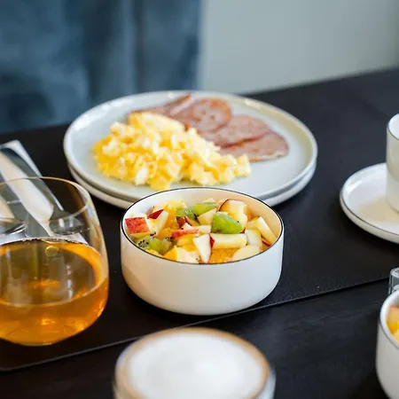 L'invitation Au Voyage - & オンフルール