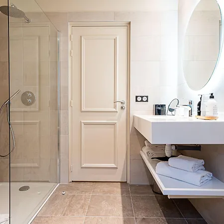 L'invitation Au Voyage - & Honfleur