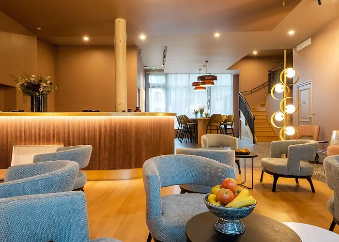 L'invitation Au Voyage - & Honfleur